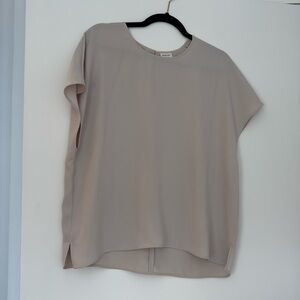 Aritzia Babaton interview shirt